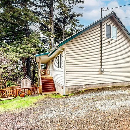 Вилла Treehouse By The Sea Cape Meares Экстерьер фото